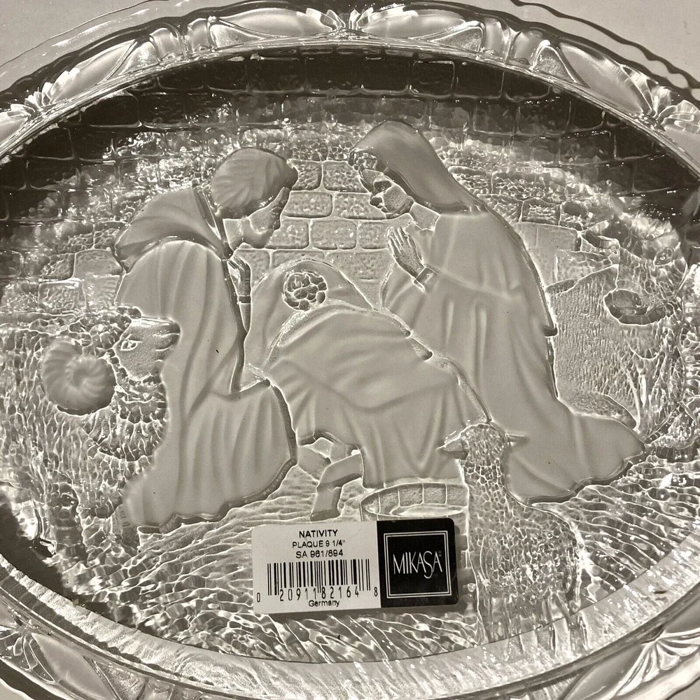 Mikasa NATIVITY SCENE Plaque Plate 9